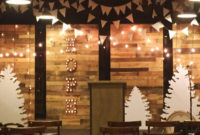 Cool Wood Christmas Decoration You Will Love 25