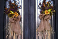 Creative Thanksgiving Front Door Decoration Ideas 03