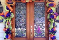 Creative Thanksgiving Front Door Decoration Ideas 27