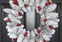 Easy DIY Outdoor Winter Wreath For Your Door 29