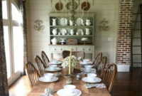 Easy Rustic Farmhouse Dining Room Makeover Ideas 45