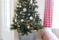 Fabulous Christmas Decoration Ideas For Small House 25