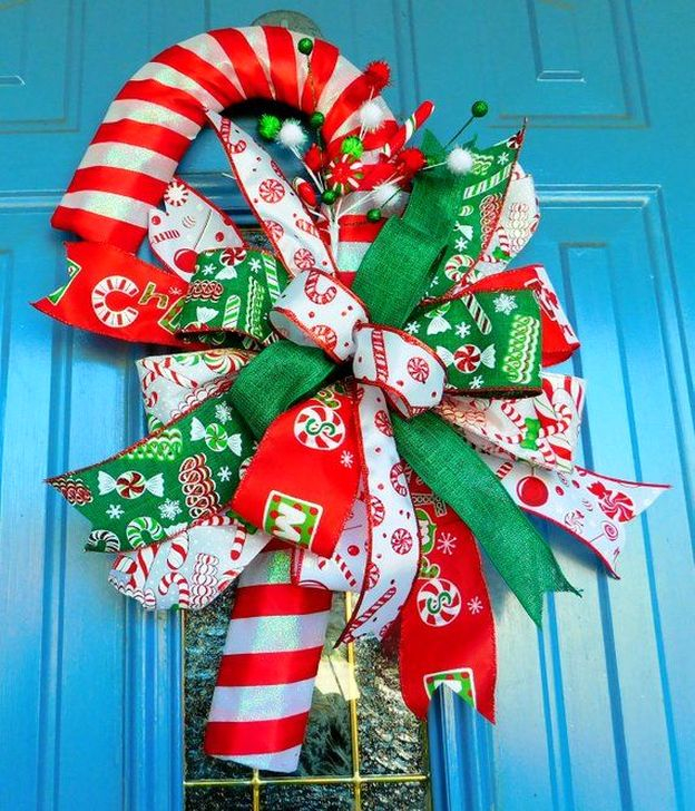 Fun Candy Cane Christmas Decoration Ideas 32