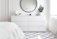 Minimalist But Beautiful White Bedroom Design Ideas 12