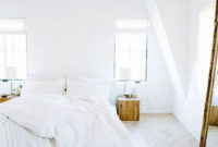 Minimalist But Beautiful White Bedroom Design Ideas 23