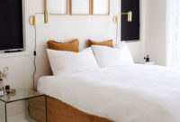 Minimalist But Beautiful White Bedroom Design Ideas 26