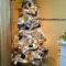 Totally Inspiring Black And Gold Christmas Decoration Ideas31