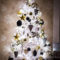 Totally Inspiring Black And Gold Christmas Decoration Ideas58