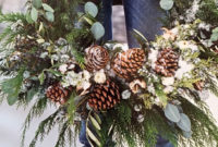 Unique Christmas Wreath Decoration Ideas For Your Front Door 43
