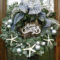 Unique Christmas Wreath Decoration Ideas For Your Front Door 47