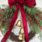 Unique Christmas Wreath Decoration Ideas For Your Front Door 50