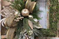 Unique Christmas Wreath Decoration Ideas For Your Front Door 58