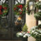 Welcoming Christmas Entryway Decoration For Your Home 18