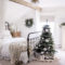 Adorable Bedroom Decoration Ideas For Winter 26