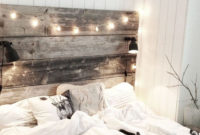 Adorable Bedroom Decoration Ideas For Winter 38