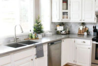 Amazing Winter Kitchen Design Ideas For Home 16