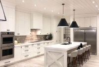 Amazing Winter Kitchen Design Ideas For Home 23