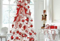 Awesome Red And White Christmas Tree Decoration Ideas 15