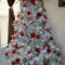 Awesome Red And White Christmas Tree Decoration Ideas 19