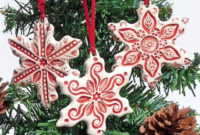 Awesome Red And White Christmas Tree Decoration Ideas 30