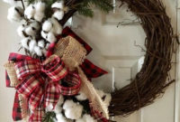 Brilliant DIY Christmas Wearth Decoration Ideas 27