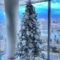 Charming Traditional Christmas Tree Decor Ideas 29