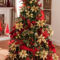 Charming Traditional Christmas Tree Decor Ideas 45