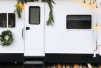 Creative RV Remodel Ideas For Christmas 18