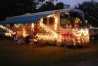 Creative RV Remodel Ideas For Christmas 39