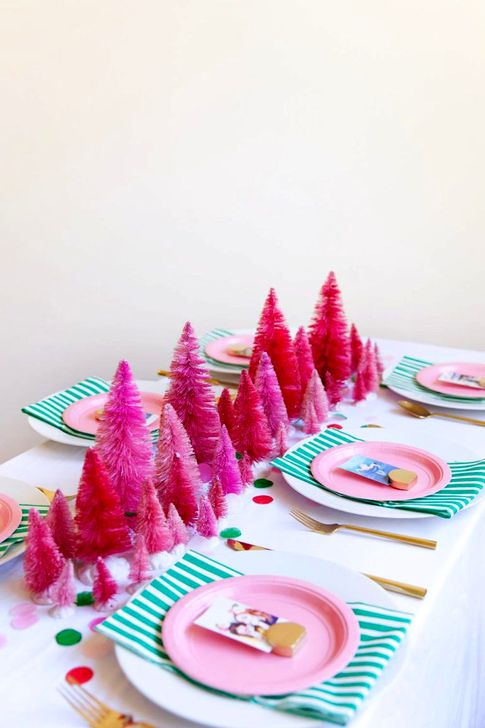 Cute Pink Christmas Tree Decoration Ideas You Will Totally Love 10