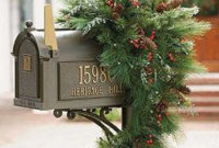 Excellent Christmas Wearth Decoration For Your Door 01