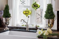 Fabulous Kitchen Christmas Decoration Ideas 21