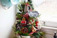 Fabulous Kitchen Christmas Decoration Ideas 24