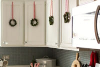 Fabulous Kitchen Christmas Decoration Ideas 26
