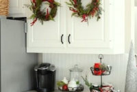 Fabulous Kitchen Christmas Decoration Ideas 32