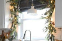 Fabulous Kitchen Christmas Decoration Ideas 45