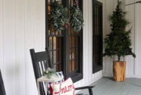 Favorite Christmas Porch Decoration Ideas 05