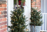 Favorite Christmas Porch Decoration Ideas 20