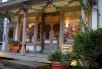 Favorite Christmas Porch Decoration Ideas 31