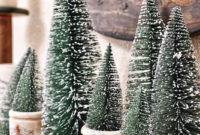 Gorgeous Farmhouse Christmas Tree Decoration Ideas 10