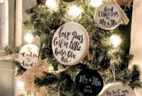 Gorgeous Farmhouse Christmas Tree Decoration Ideas 19
