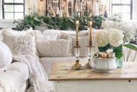 Inspiring Christmas Decoration Ideas For Your Living Room 11