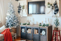 Inspiring Christmas Decoration Ideas For Your Living Room 19