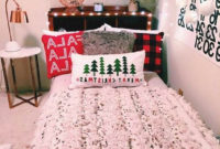 Pretty Christmas Decoration Ideas For Your Bedroom 09