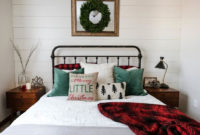 Pretty Christmas Decoration Ideas For Your Bedroom 13