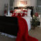 Pretty Christmas Decoration Ideas For Your Bedroom 19