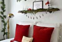 Pretty Christmas Decoration Ideas For Your Bedroom 25