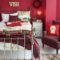 Pretty Christmas Decoration Ideas For Your Bedroom 36