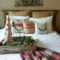 Pretty Christmas Decoration Ideas For Your Bedroom 41