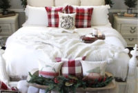 Pretty Christmas Decoration Ideas For Your Bedroom 43